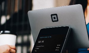 貴州建站：選對(duì)托管服務(wù)商，為企業(yè)網(wǎng)站穩(wěn)定運(yùn)營(yíng)保駕護(hù)航