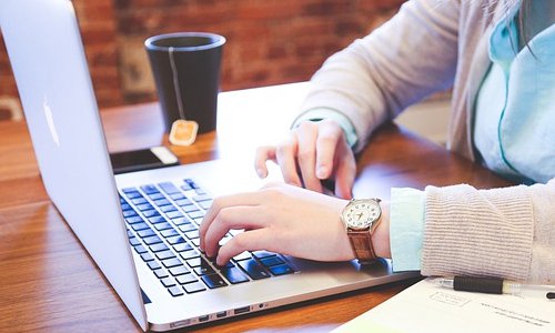 青海網(wǎng)站建設(shè)公司：為國企搭建官網(wǎng)的核心優(yōu)勢