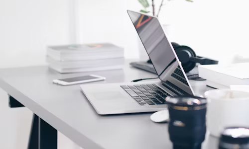 澳門網(wǎng)站建設公司：為倉儲公司打造智能化網(wǎng)站