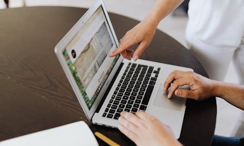 建材行業(yè)網(wǎng)站建設(shè)：全方位解決方案解析