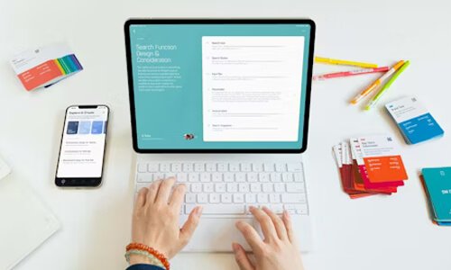 機器人企業(yè)官網(wǎng)定制全攻略：科技感與轉(zhuǎn)化力雙驅(qū)動