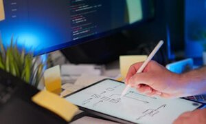 2025網(wǎng)站建設(shè)新趨勢：響應(yīng)式 + 情感化設(shè)計，讓用戶主動停留